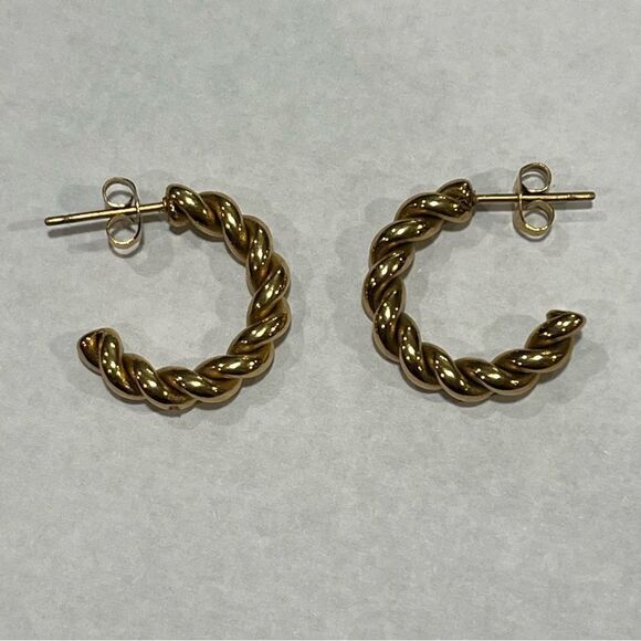 18K Gold Plated Twisted Rope Hoop Earrings - Picture 3 of 4